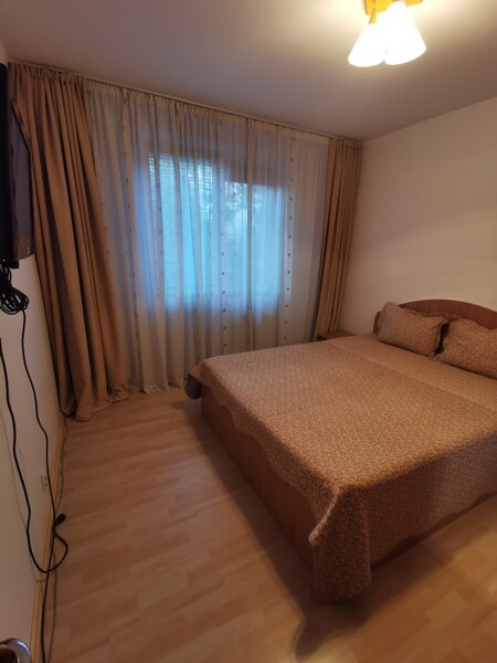 Trei camere,confortabil, luminos, centrala, parcare,